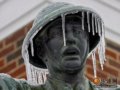 暴风雪袭击美国七州 造成46人死亡