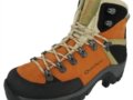 迪卡侬Forclaz 系列的一款全山地跋涉登山鞋[组图]