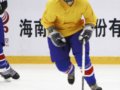 图文：英国女子冰球队17日赛前训练