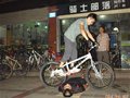 攀爬自行车运动很炫很有意思