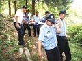 崂山里有支“警察”救援队(组图)