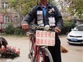 西安六旬聋哑老人14年骑行50万公里