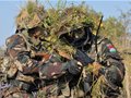 看匈牙利山地步兵是如何演练登山下山等特情战术