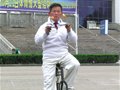 宁波奇人展现新发明“万能运动自行车”