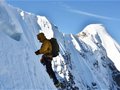 KAILAS攀登队员刘勇、曾山北壁首登央莫龙峰