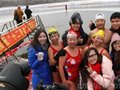188名台湾大学生长春参观冬泳者破冰戏水