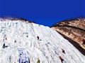 攀冰：冰瀑上的舞蹈 冬日最酷的冰雪运动（组图）