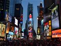 [推荐]兴城泳装：耀动在纽约时代广场的“中国质造”